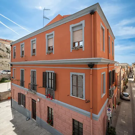 Central Guest House *