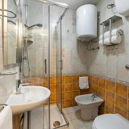 Central Guest House